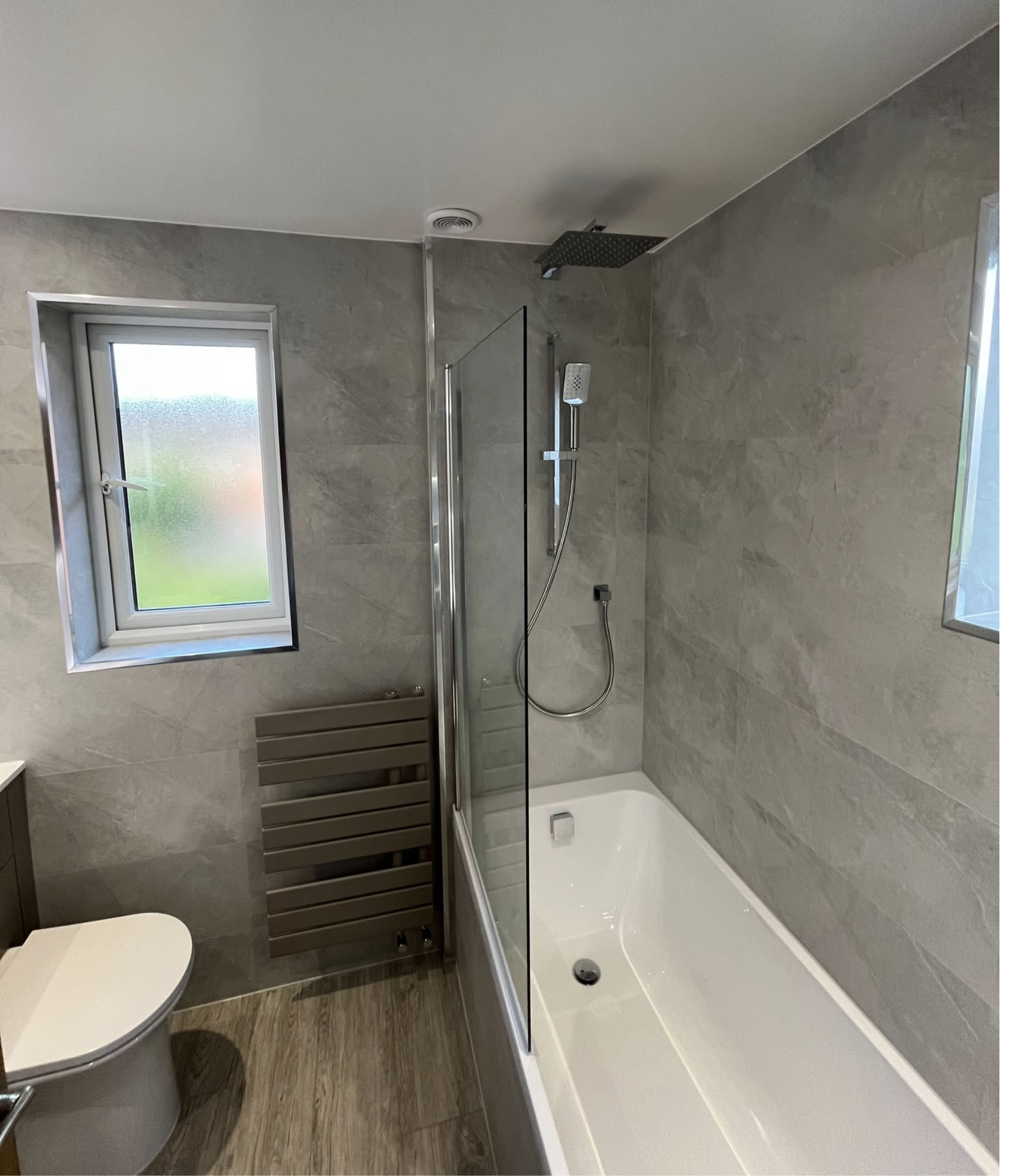 Bathtub and shower installations Bathroom fitters